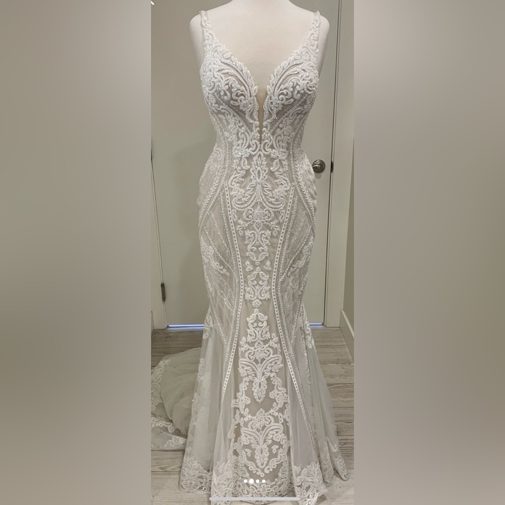 Martina Liana 1066 Wedding Dress
